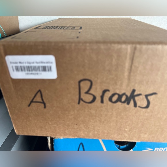 New - Brooks Signal 3 Men’s Running Shoes - Red - Picture 11 of 11